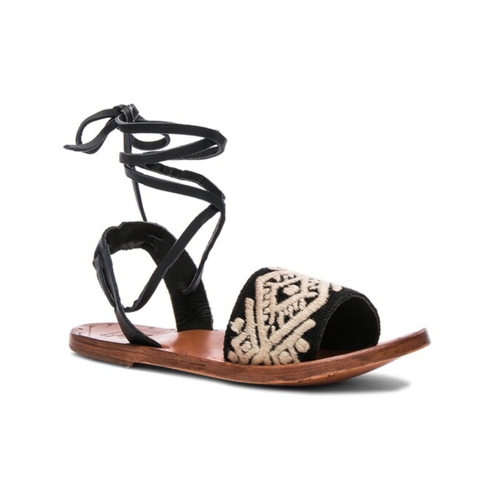 BEEK Anthropologie Leather & Embroidery Toucan Sandals Black/Cream Size 6 Boho